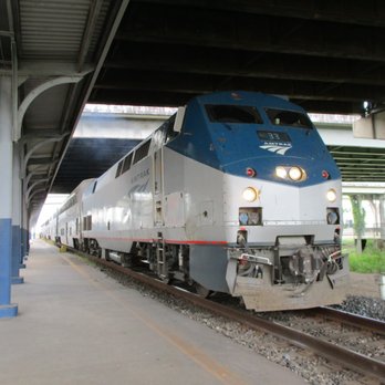 Houston Amtrak Station - Station Platform - Train Stations Near Me - Houston, Texas