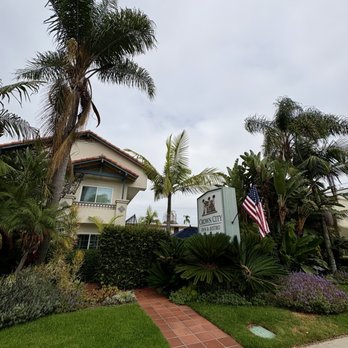 Crown Bistro - Breakfast & Brunch Near Me - Coronado, California