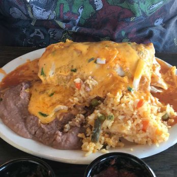 La Tapatia - My fiancé's burrito - Mexican Near Me - Austin, Texas La Tapatia - My fiancé's burrito - Mexican Near Me - Austin, Texas