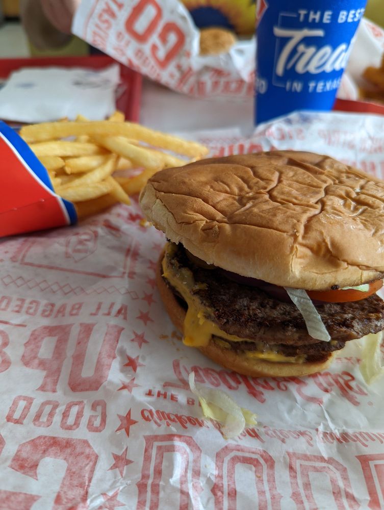 DAIRY QUEEN 34250 US Hwy 96 S, Buna, Texas Burgers Restaurant Reviews Phone Number