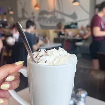 De Dutch - Breakfast & Brunch Near Me - Vancouver, British Columbia De Dutch - Breakfast & Brunch Near Me - Vancouver, British Columbia