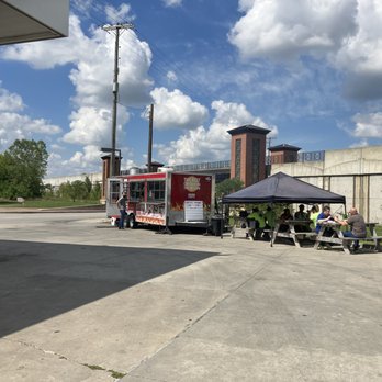 Patron Pollo N Beef - Limited seating available-- the truck is on the far side of the gas station - Mexican Near Me - Olathe, Kansas Patron Pollo N Beef - Limited seating available-- the truck is on the far side of the gas station - Mexican Near Me - Olathe, Kansas