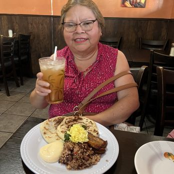 La Champita - Our freind Arcely also loved this place! - Latin American Near Me - South Gate, California La Champita - Our freind Arcely also loved this place! - Latin American Near Me - South Gate, California