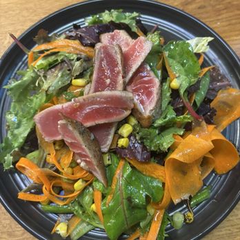 Ramen Cubed - Seared tuna entree - Ramen Near Me - Ukiah, California