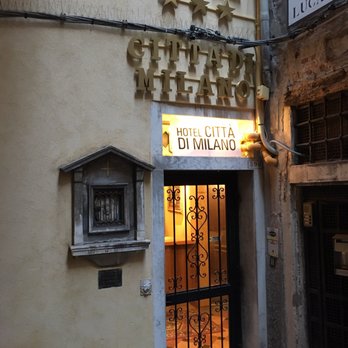 Citta' di Milano - Back entrance - Hotels Near Me - Venezia, VE