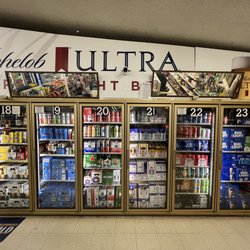 Ripperdan Family Food Center - Inside