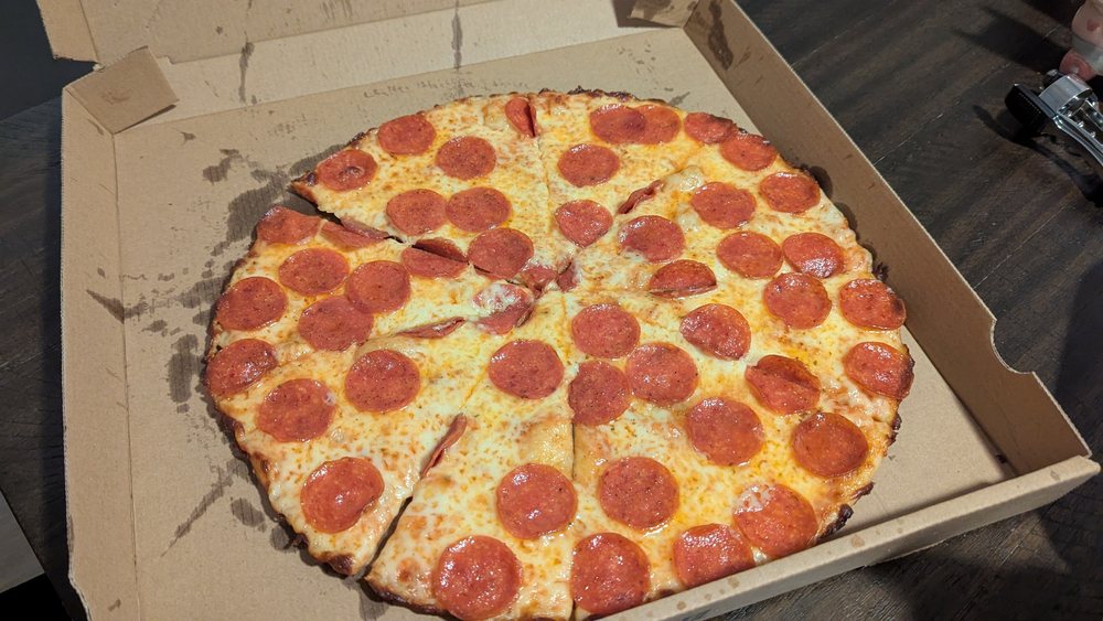 Tomori's Pizza & Subs