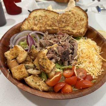 Crystal River Smokehouse & Grill - Pulled pork salad - Smokehouse Near Me - Crystal River, Florida Crystal River Smokehouse & Grill - Pulled pork salad - Smokehouse Near Me - Crystal River, Florida
