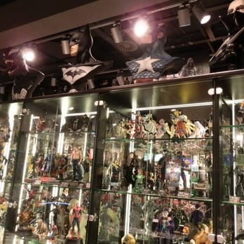 Comics Point - Comic Books Near Me - Prague, Puerto Rico