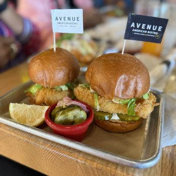 Avenue American Bistro - Sports Bars Near Me - Wayne, Michigan