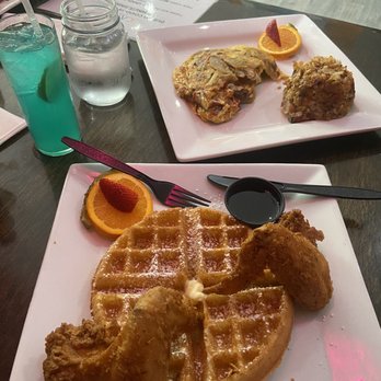 Canvas Social Cuisine - Chicken and waffles, omelette and hash browns. - Southern Near Me - Norfolk, Virginia Canvas Social Cuisine - Chicken and waffles, omelette and hash browns. - Southern Near Me - Norfolk, Virginia