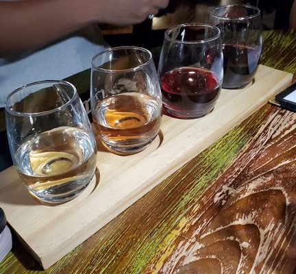 Zizi Wine Bar by null