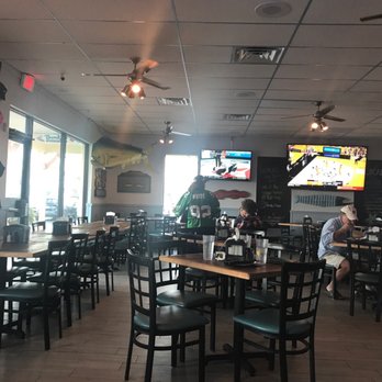 Bunky's Raw Bar & Grill - Sports Bars Near Me - Indialantic, Florida