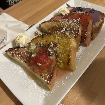 Batter & Berries - French Toast Flight - Breakfast & Brunch Near Me - Chicago, Illinois Batter & Berries - French Toast Flight - Breakfast & Brunch Near Me - Chicago, Illinois