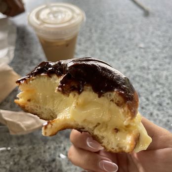Punalu'u Bake Shop  - Bismark Malasada is. a. MUST!!!!! - Bakeries Near Me - Naalehu, Hawaii