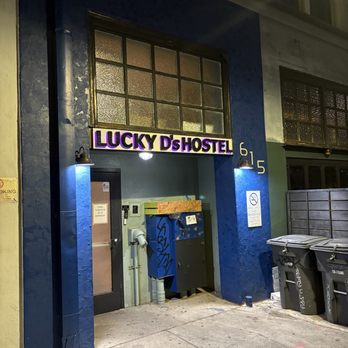 Lucky D's Hostel - Front entrance - Hostels Near Me - San Diego, California Lucky D's Hostel - Front entrance - Hostels Near Me - San Diego, California