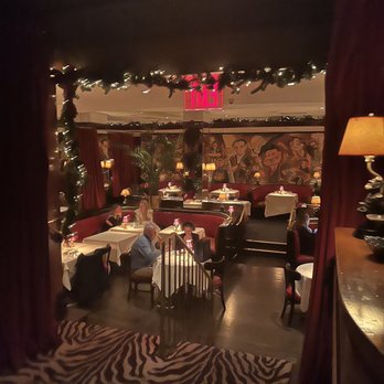 Monkey Bar - Dining room - American Near Me - New York, New York