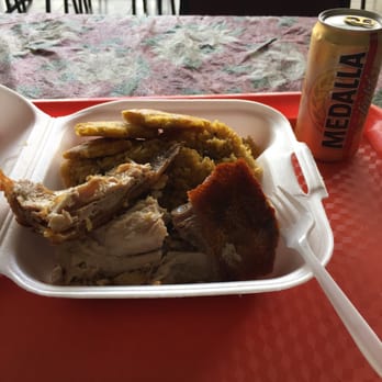 Lechonera El Mojito - Just your typical carne puerco asado con arroz con gandules. Of course you have to wash it all down with a local Medalla! - Barbeque Near Me - Cayey, Puerto Rico Lechonera El Mojito - Just your typical carne puerco asado con arroz con gandules. Of course you have to wash it all down with a local Medalla! - Barbeque Near Me - Cayey, Puerto Rico