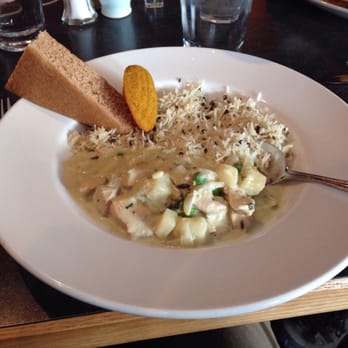 Benny's Bistro - Thai Green Curry - New American Near Me - Helena, Montana