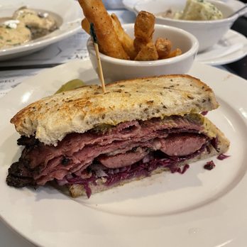 Perly's - Delis Near Me - Richmond, Virginia