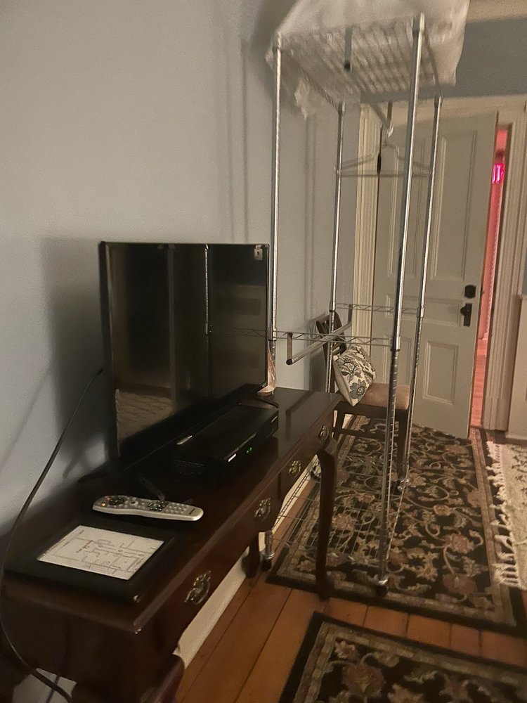 THE MILLERTON INN 40 Photos & 36 Reviews 53 Main St, Millerton, New