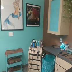 Hair We Go Hair Slaon suite 19