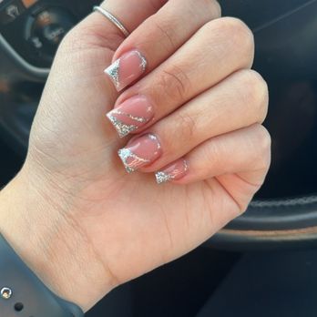 Glamour Lounge - Nail Salons Near Me - Bakersfield, California