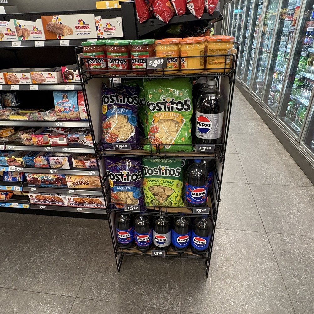 Thorntons - Combo snack selection , Tostitos - Convenience Stores Near Me - Burr Ridge, Illinois Thorntons - Combo snack selection , Tostitos - Convenience Stores Near Me - Burr Ridge, Illinois