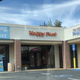 Is nice inside and they have a water fountain, very tranquil. Is strictly professional. Now go get Happy..feet..not ending..you perv