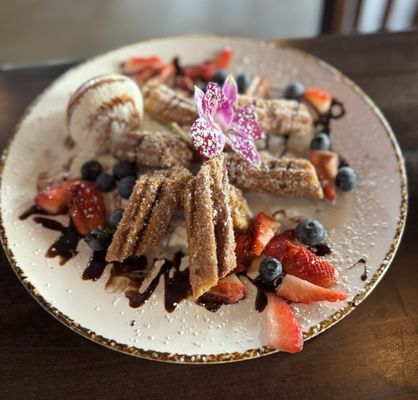 Clandestino Gastro-Bar by null