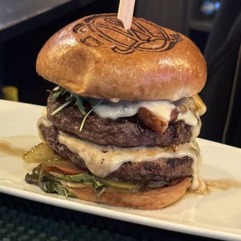 HMD Bar & Grill - HMD burger - Bars Near Me - Chicago Ridge, Illinois HMD Bar & Grill - HMD burger - Bars Near Me - Chicago Ridge, Illinois
