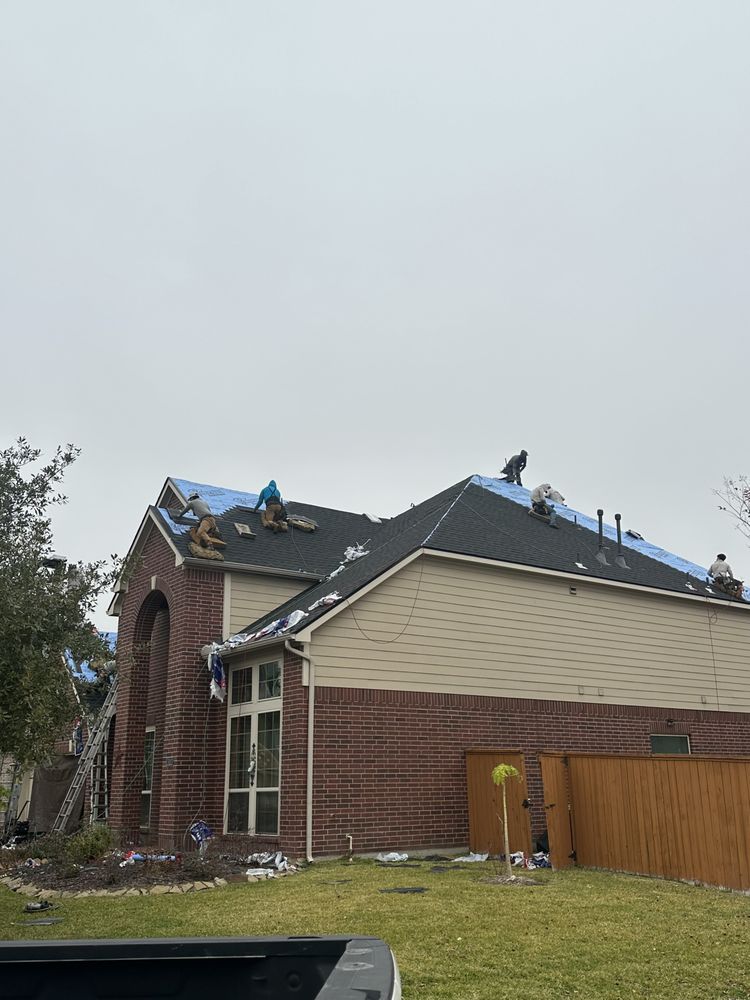 Slide of Royalty Roofing and Construction