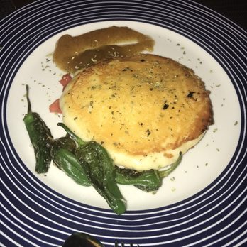 La Malontina - Provolone with fig jam - Modern European Near Me - Madrid, M La Malontina - Provolone with fig jam - Modern European Near Me - Madrid, M