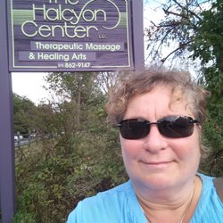 Halcyon Center - Super Cool Spa