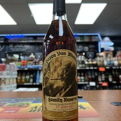 W liquor store - Pappy van winkel