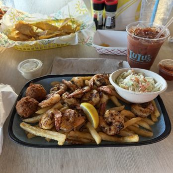 LuLu's Gulf Shores - Seafood Near Me - Gulf Shores, Alabama LuLu's Gulf Shores - Seafood Near Me - Gulf Shores, Alabama