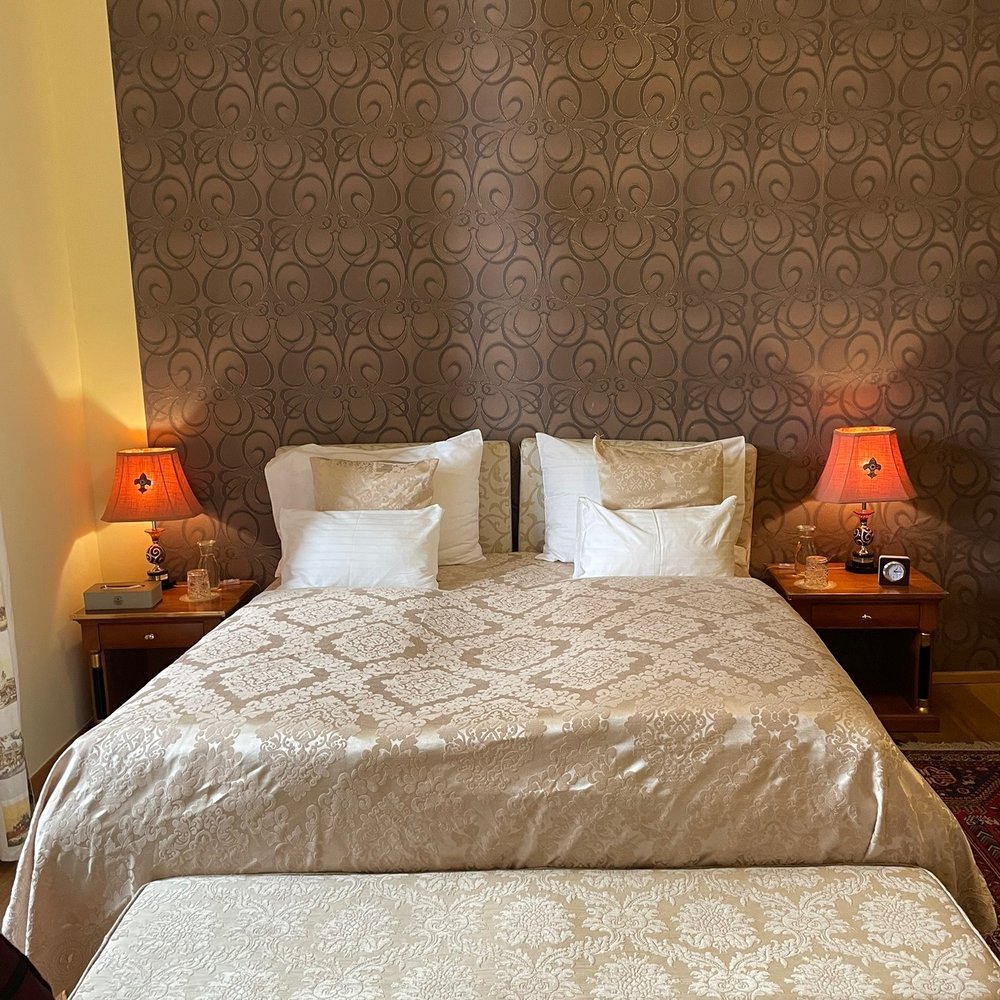 Room Room