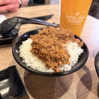 Boiling Point - Upgrade to Braised Minced Pork Rice - Taiwanese Near Me - Gardena, California Boiling Point - Upgrade to Braised Minced Pork Rice - Taiwanese Near Me - Gardena, California