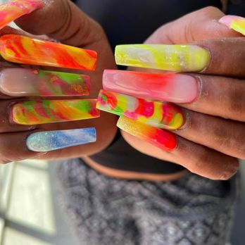 Lush Nail Bar - Nail Salons Near Me - Madison, Alabama