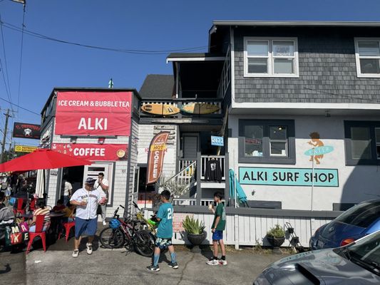 Alki Ice Cream & Bubble Tea by null