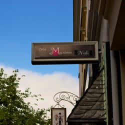 Cafe Madame Negla