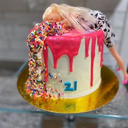 Lulu Liquor Cakes