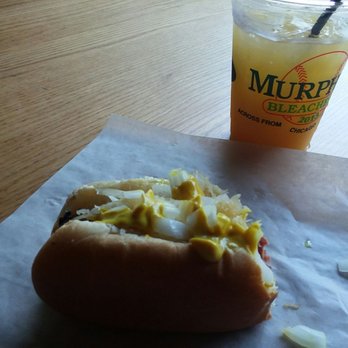 Murphy's Bleachers - Sports Bars Near Me - Chicago, Illinois