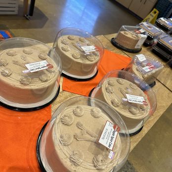 Ukrop's Market Hall - Desserts Near Me - Richmond, Virginia Ukrop's Market Hall - Desserts Near Me - Richmond, Virginia
