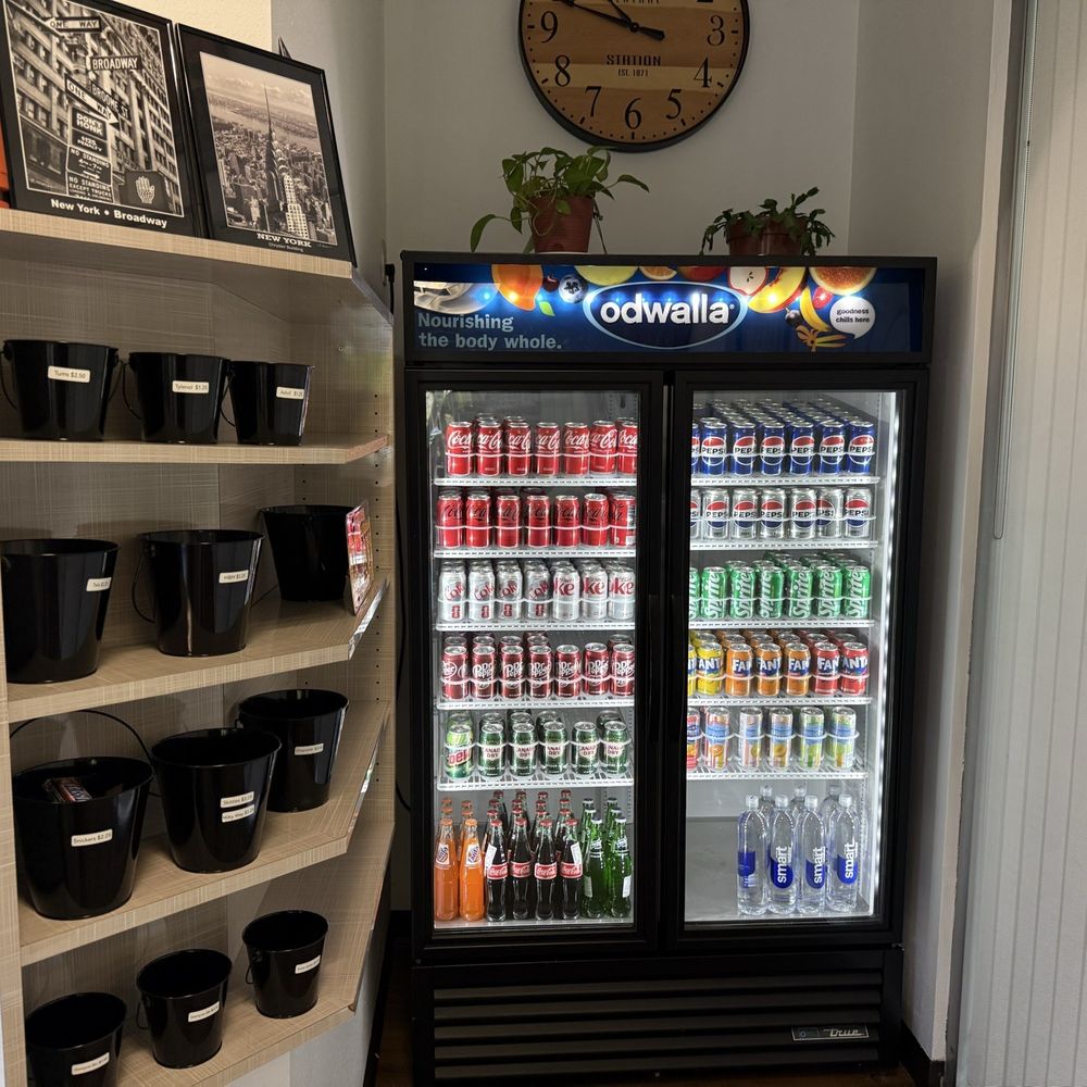 The New Yorker Deli - Delis Near Me - Sacramento, California