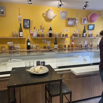 Boulangerie Capucine - Cafes Near Me - Bayeux, 14 Boulangerie Capucine - Cafes Near Me - Bayeux, 14