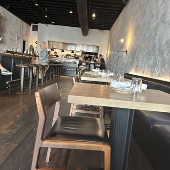 Ghostwriter Public House - New American Near Me - Johnstown, Ohio