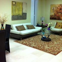 Super Hair Factory - Super Hair Factory customer lounge.