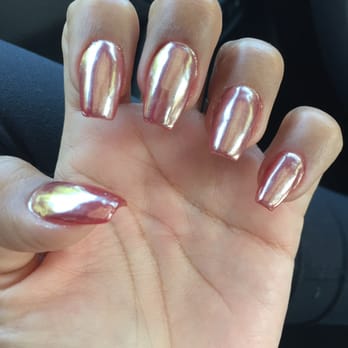 G Nails Studio - Rose Gold Chrome Nails - Nail Technicians Near Me - Los Angeles, California