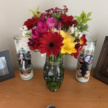 Hidalgo Flowers - Florists Near Me - Vista, California